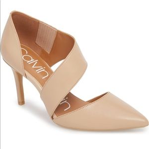 NWOT Calvin Klein Tan/Nude Heels